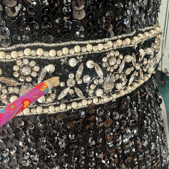 Max Duggal SLEEVELESS HIGH NECK BEADED MIDI SHEATH DRESS 10739 - Picture 15 of 15